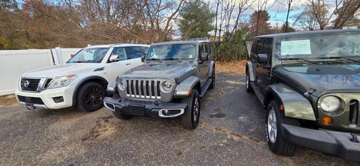2020 Jeep Wrangler Unlimited Sahara Altitude
