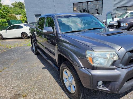 2014 Toyota Tacoma Base