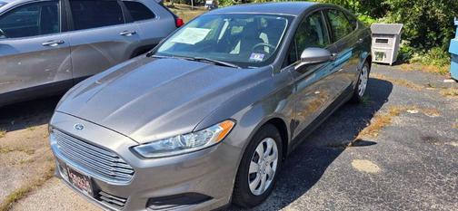 2013 Ford Fusion S