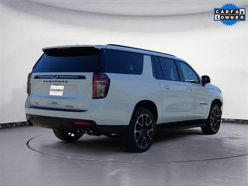 2023 Chevrolet Suburban RST