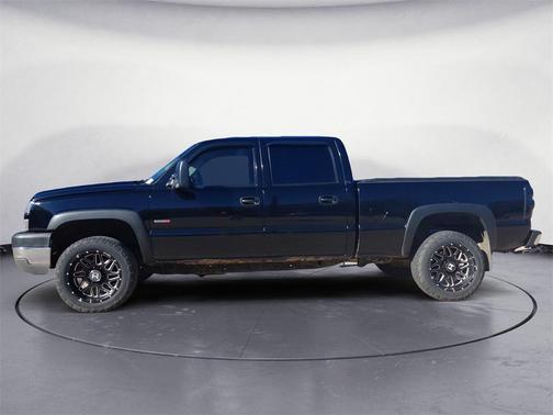 2005 Chevrolet Silverado 2500 LS H/D Crew Cab