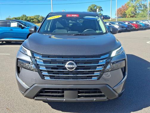 2025 Nissan Rogue S