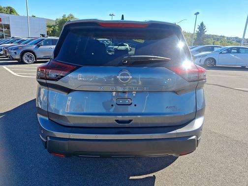 2025 Nissan Rogue S