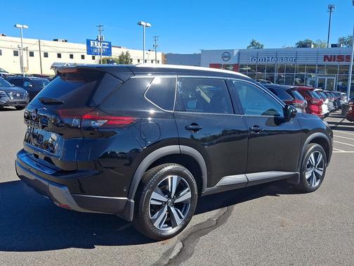 Black 2024 Nissan Rogue SL