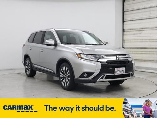 2019 Mitsubishi Outlander SE