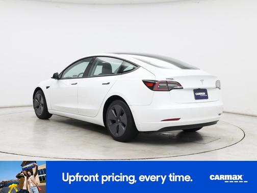White 2022 Tesla Model 3