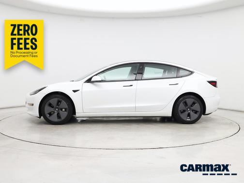 White 2022 Tesla Model 3