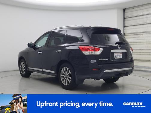 Black 2016 Nissan Pathfinder SL