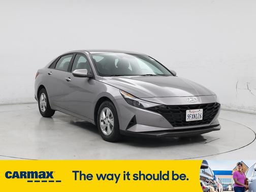2023 Hyundai ELANTRA SE