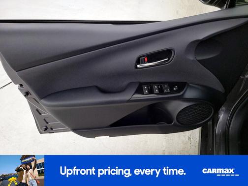 2016 Toyota Prius Four Touring