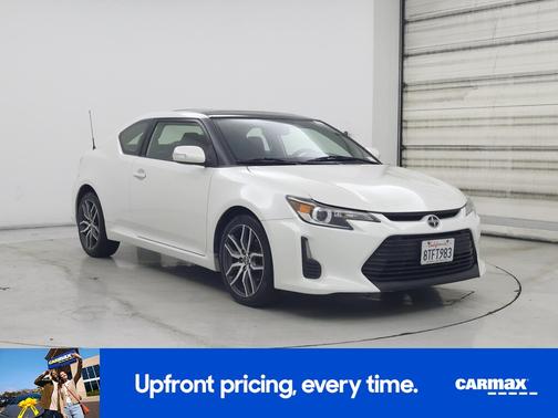 White 2016 Scion tC