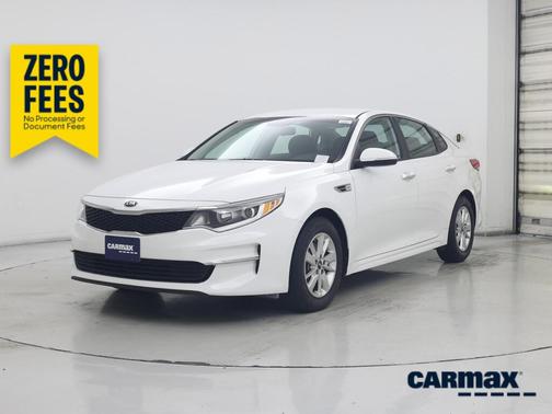 White 2016 Kia Optima LX