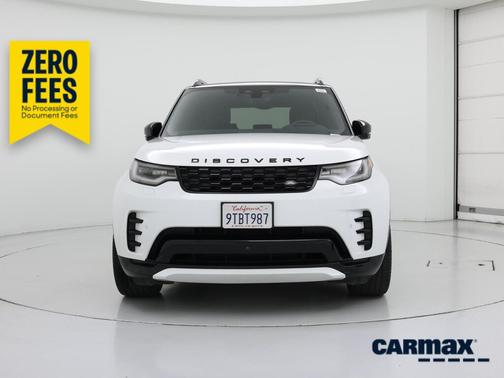 White 2024 Land Rover Discovery SE Dynamic