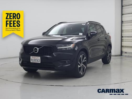 Black 2021 Volvo XC40 T4 R-Design