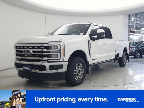 White 2023 Ford F-350 Lariat