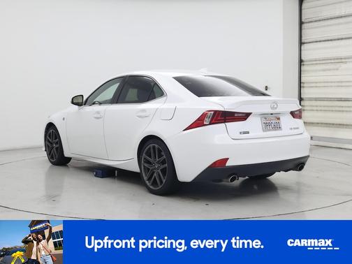 2016 Lexus IS 200t Base (A8)