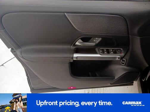 2022 Mercedes-Benz GLB 250 