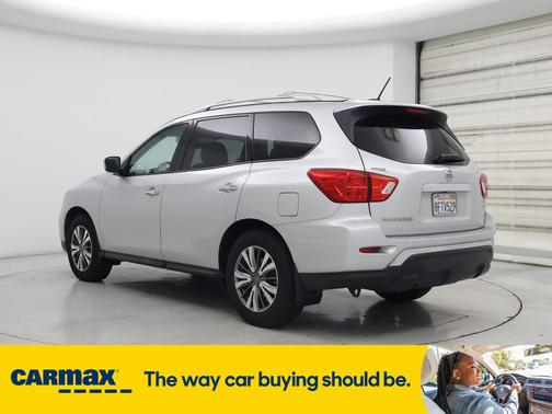 2018 Nissan Pathfinder S