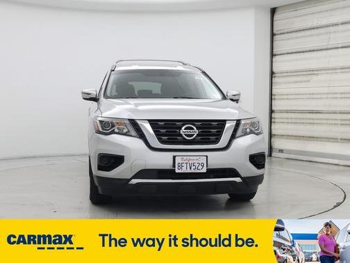 2018 Nissan Pathfinder S