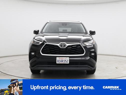 Black 2020 Toyota Highlander XLE