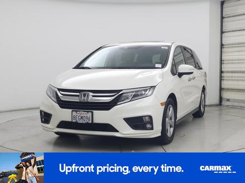 White 2018 Honda Odyssey EX-L