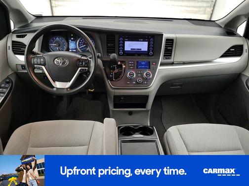 2020 Toyota Sienna LE