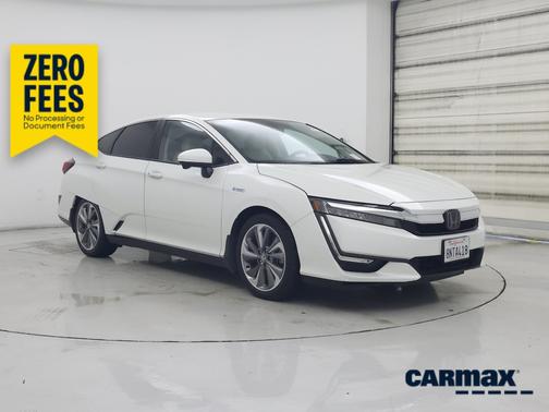 White 2019 Honda Clarity Plug-In Hybrid Touring