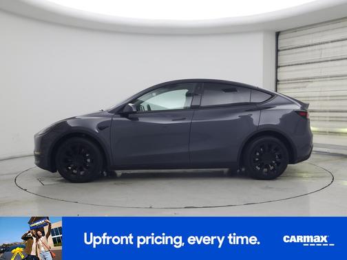 Gray 2022 Tesla Model Y Long Range