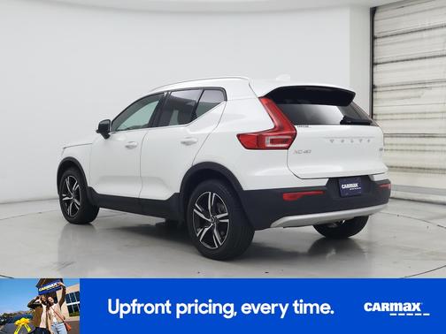 2024 Volvo XC40 B5 Core Bright Theme