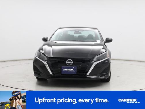 Black 2025 Nissan Altima SV