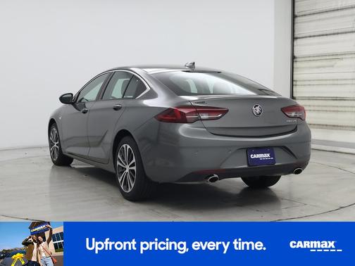 2019 Buick Regal Sportback Essence