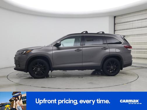 2019 Toyota Highlander SE
