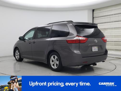2015 Toyota Sienna LE