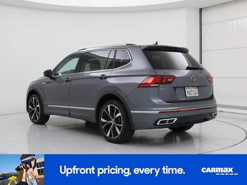 Gray 2022 Volkswagen Tiguan SEL R-Line