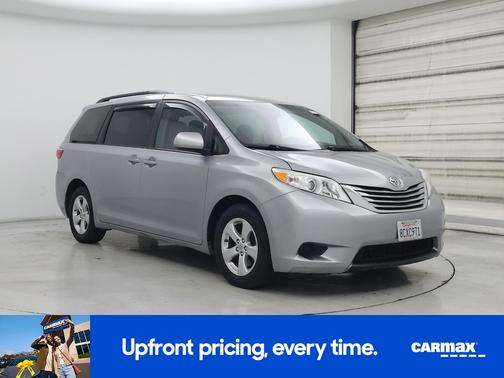 2016 Toyota Sienna LE