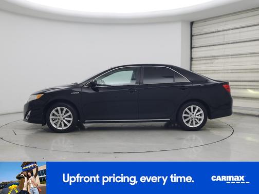 Black 2014 Toyota Camry Hybrid XLE