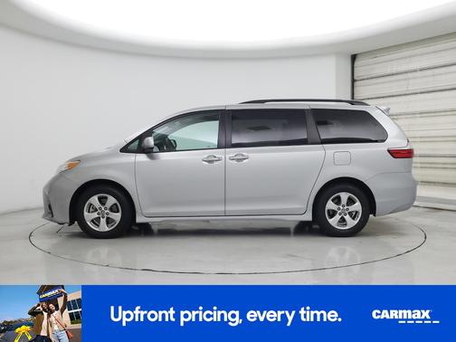 2020 Toyota Sienna LE