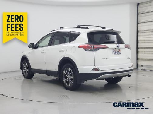 White 2016 Toyota RAV4 Hybrid XLE