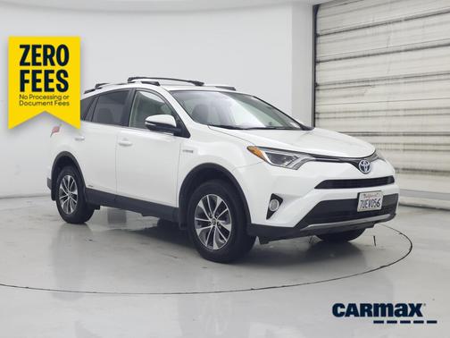 White 2016 Toyota RAV4 Hybrid XLE