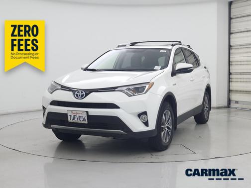 White 2016 Toyota RAV4 Hybrid XLE