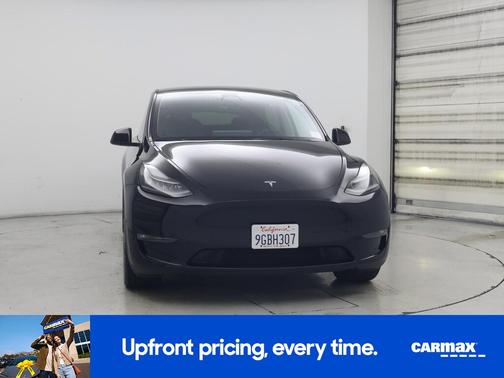 Black 2023 Tesla Model Y Long Range