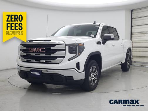 White 2023 GMC Sierra 1500 SLE