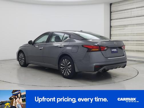 2023 Nissan Altima SV