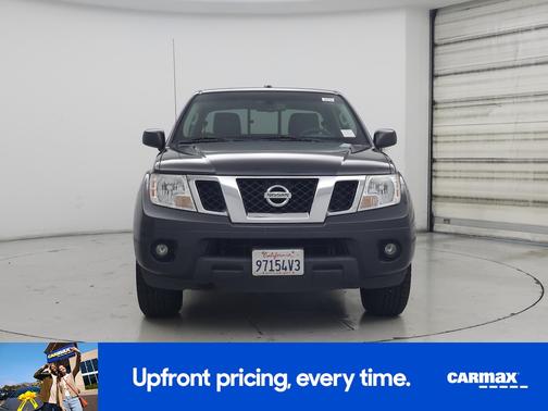 Gray 2014 Nissan Frontier SV