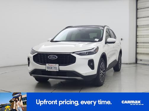 White 2024 Ford Escape
