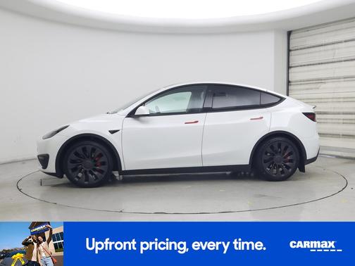 White 2023 Tesla Model Y Performance