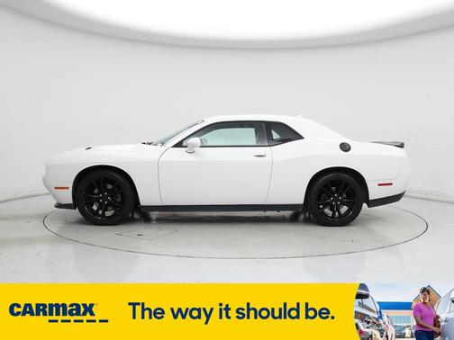 2016 Dodge Challenger SXT Plus
