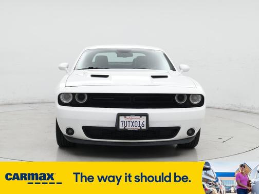 2016 Dodge Challenger SXT Plus