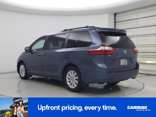 2016 Toyota Sienna XLE