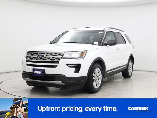 White 2018 Ford Explorer XLT